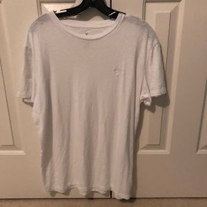 Men’s white t-shirt